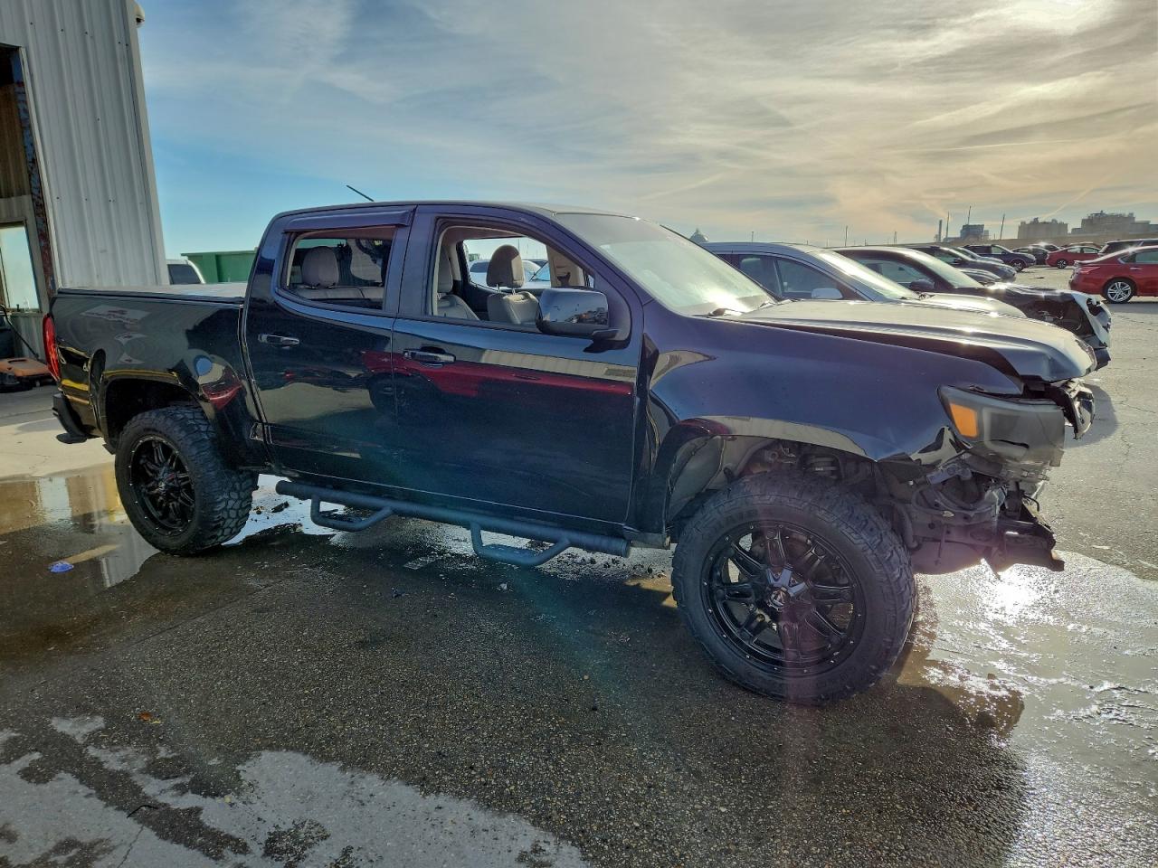 2019 CHEVROLET COLORADO photo 4