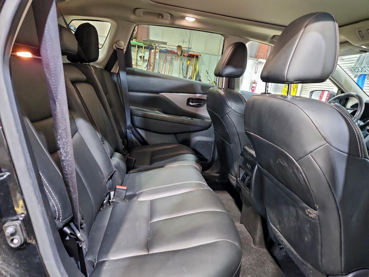 2020 NISSAN MURANO SV photo 11