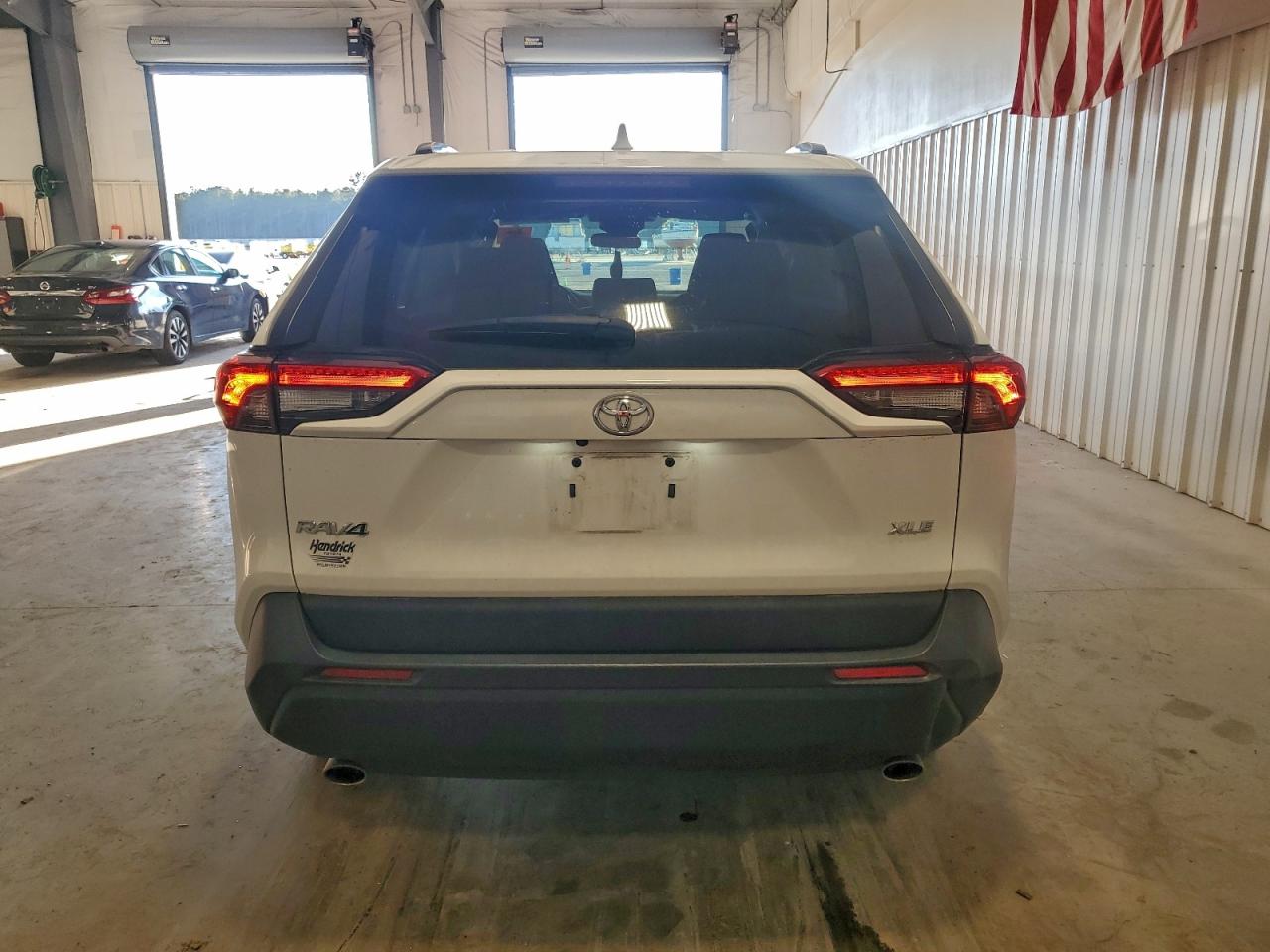 2024 TOYOTA RAV4 XLE photo 6