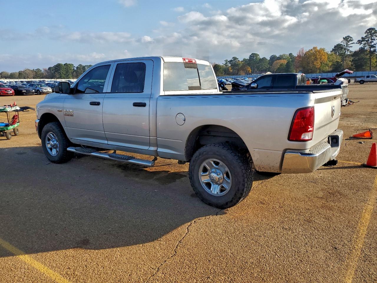 2017 RAM 2500 ST photo 2
