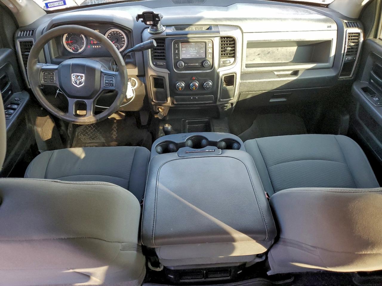 2017 RAM 2500 ST photo 8