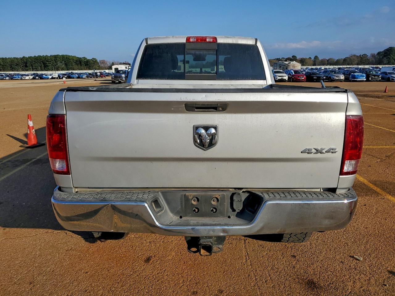 2017 RAM 2500 ST photo 6