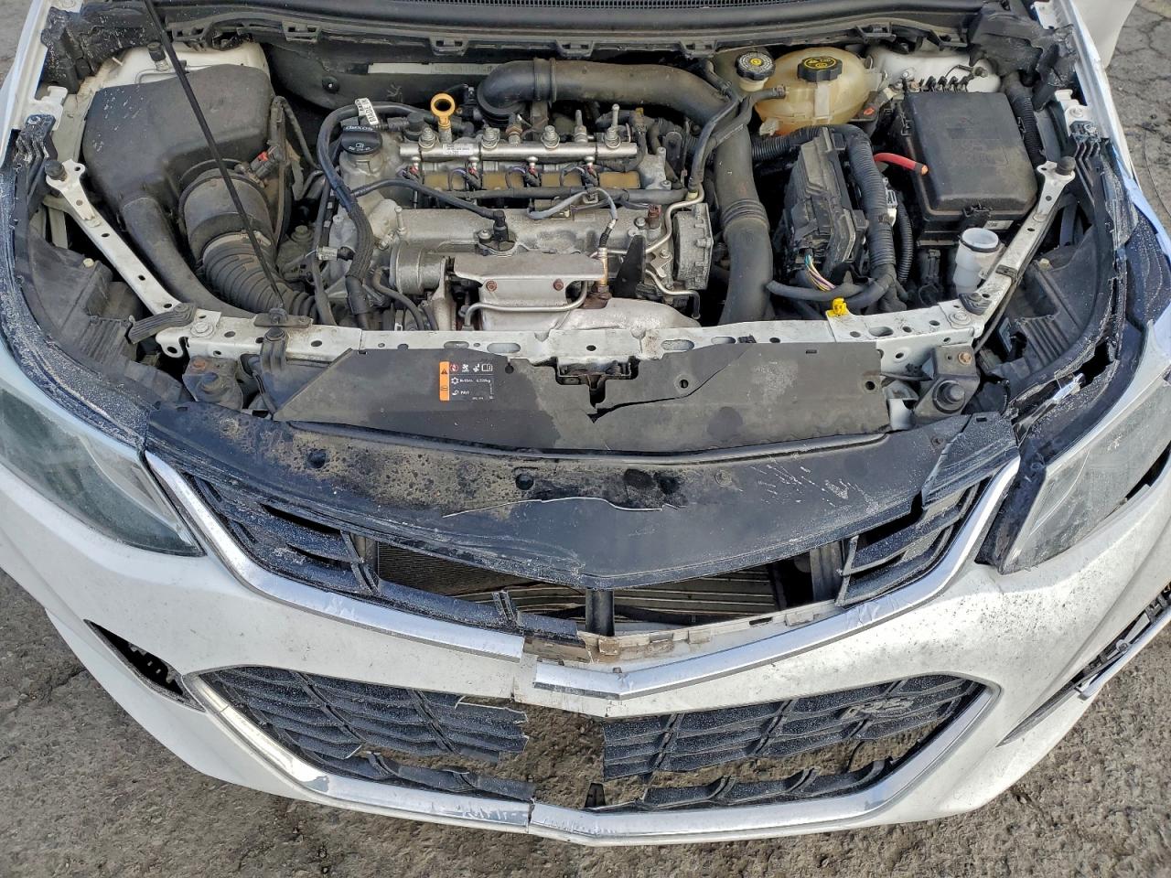 2016 CHEVROLET CRUZE LT photo 11