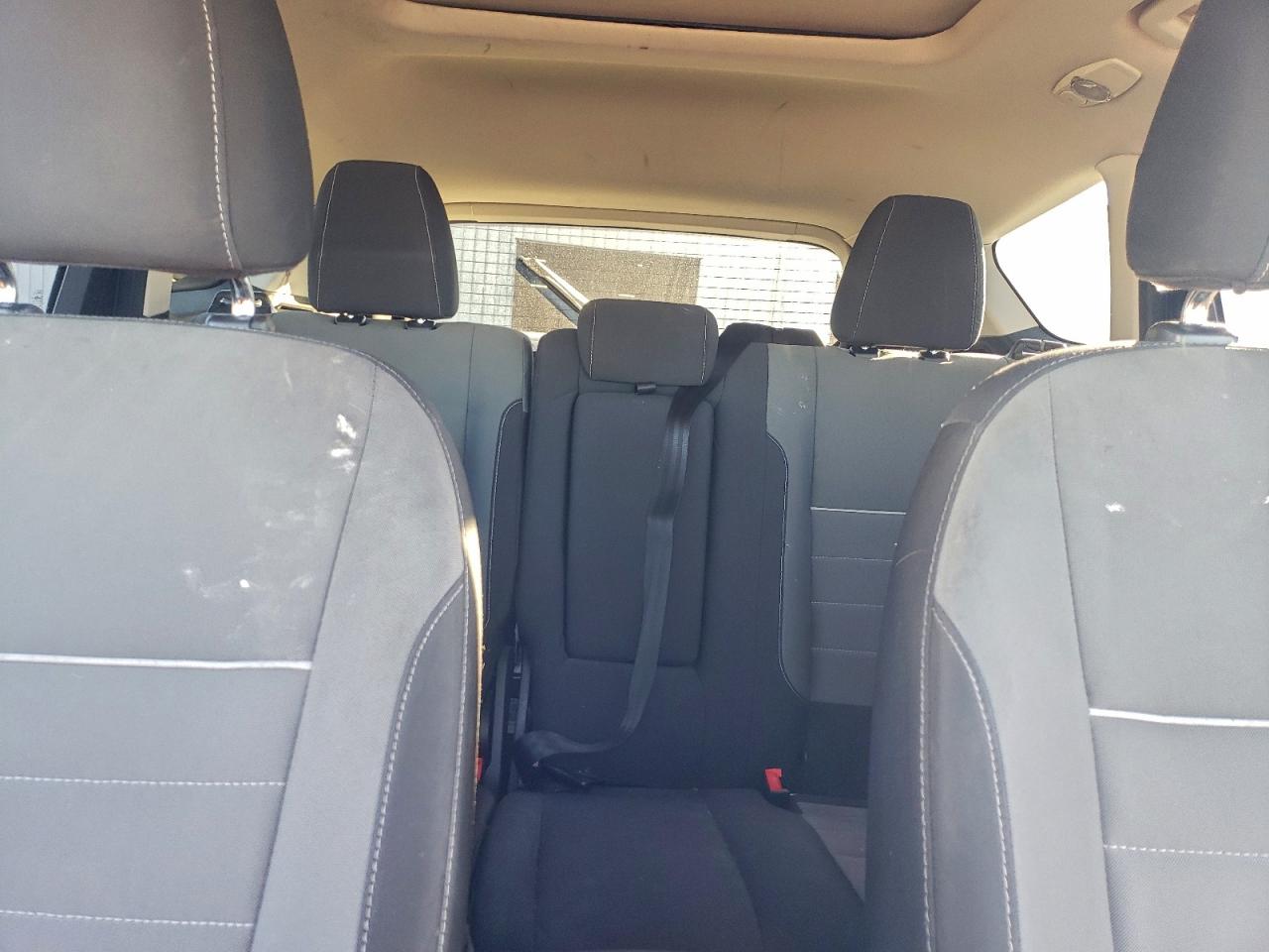 2015 FORD ESCAPE SE photo 10