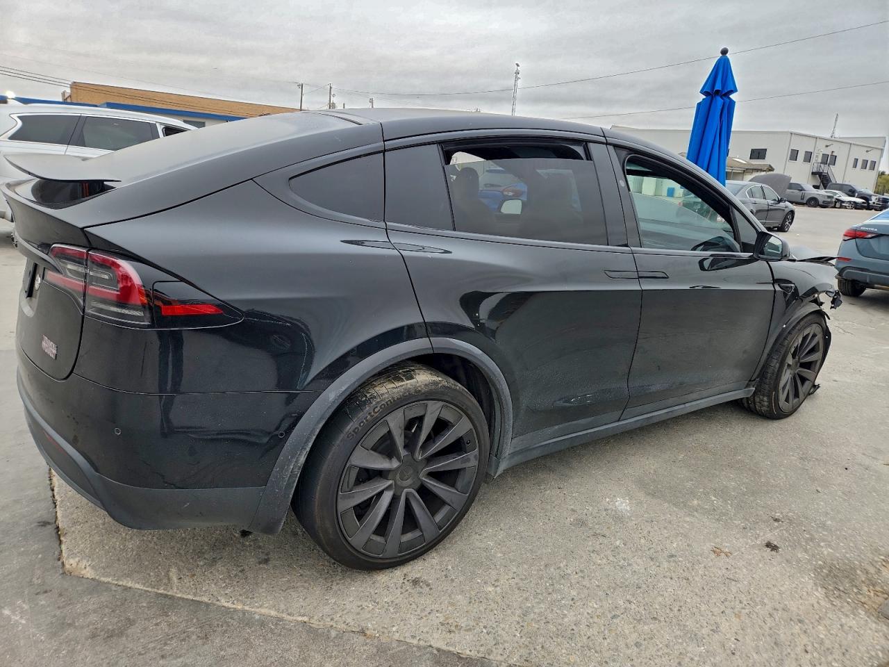 2023 TESLA MODEL X photo 7