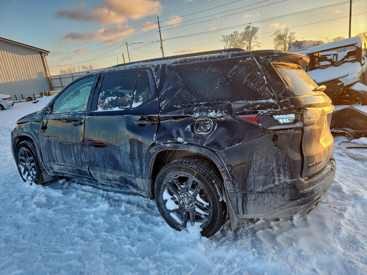 2020 CHEVROLET TRAVERSE PREMIER photo 2
