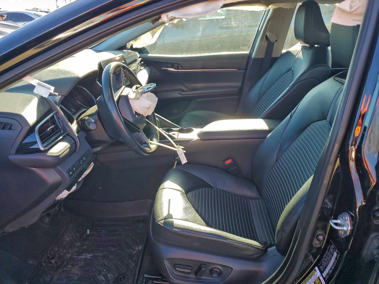 2021 TOYOTA CAMRY SE photo 7