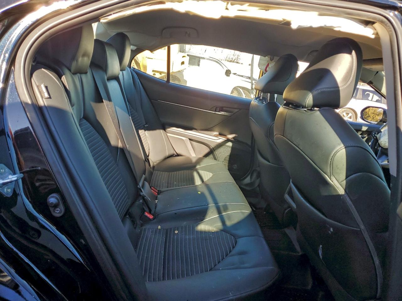 2021 TOYOTA CAMRY SE photo 10