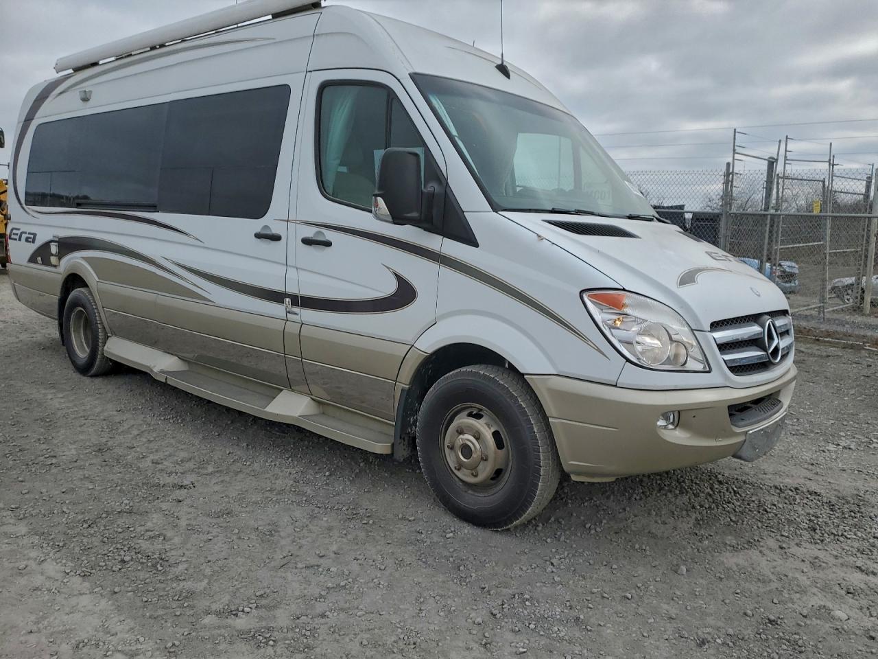 2013 MERCEDES-BENZ SPRINTER 3500 photo 4