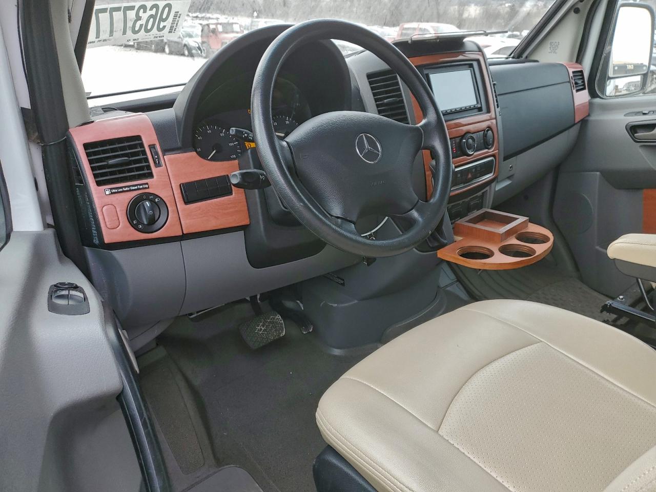 2013 MERCEDES-BENZ SPRINTER 3500 photo 8