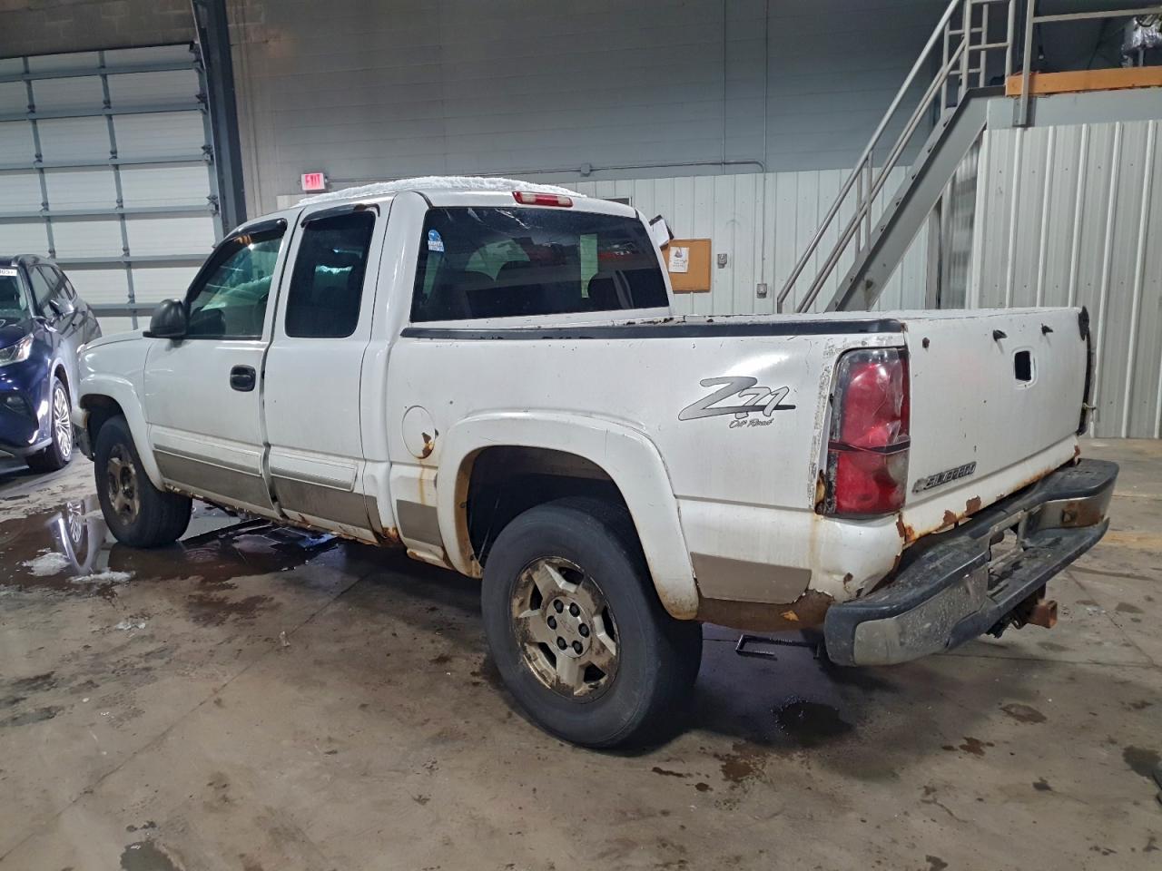 2006 CHEVROLET SILVERADO K1500 photo 2