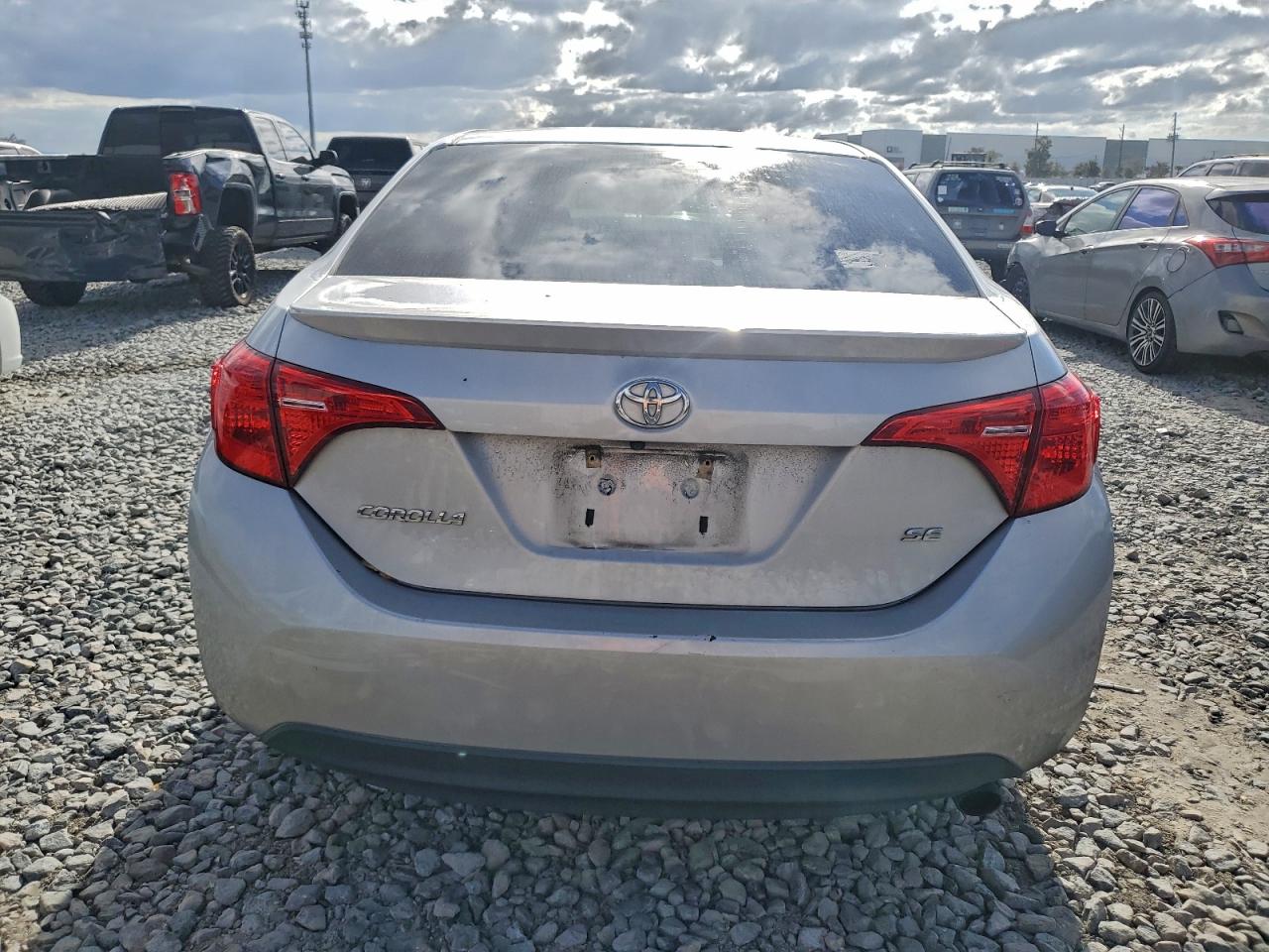 2018 TOYOTA COROLLA L photo 6