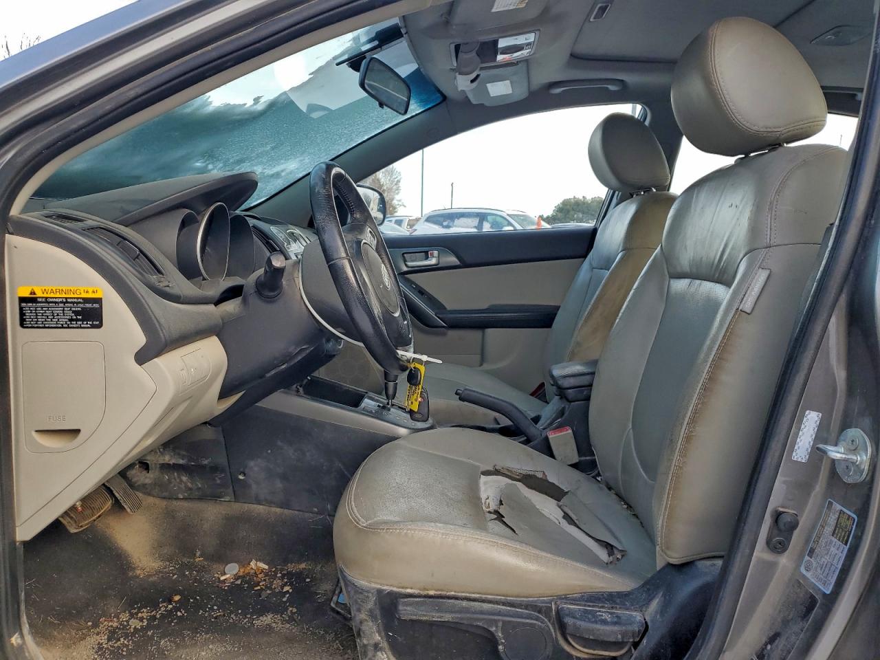 2010 KIA FORTE EX photo 7