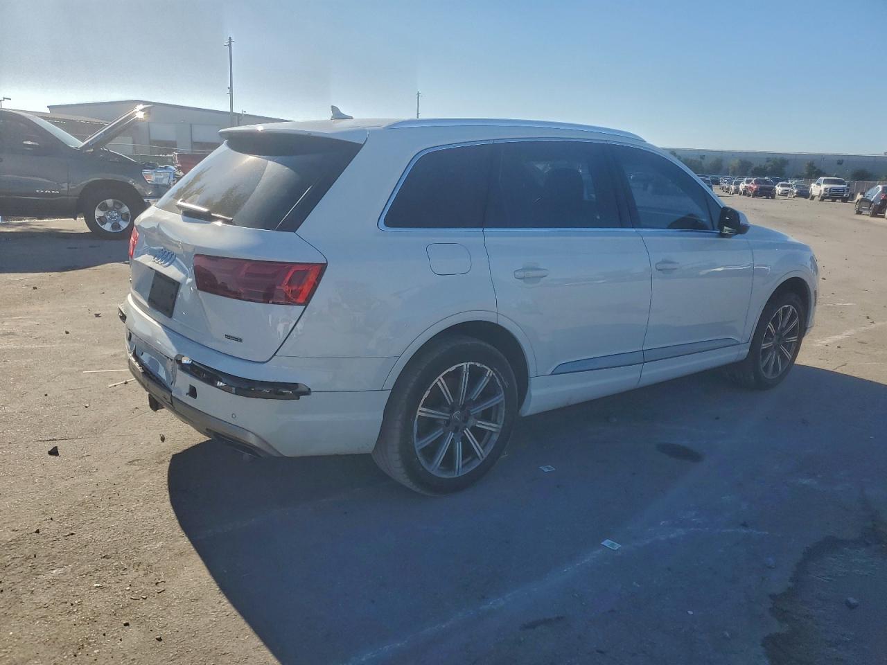2017 AUDI Q7 PREMIUM PLUS photo 3