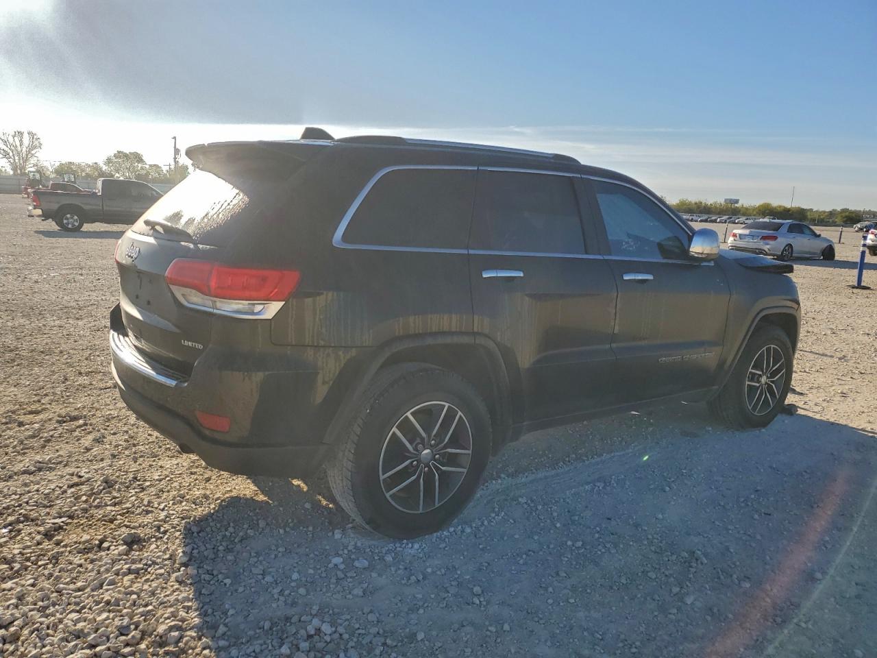 2018 JEEP GRAND CHEROKEE LIMITED photo 3