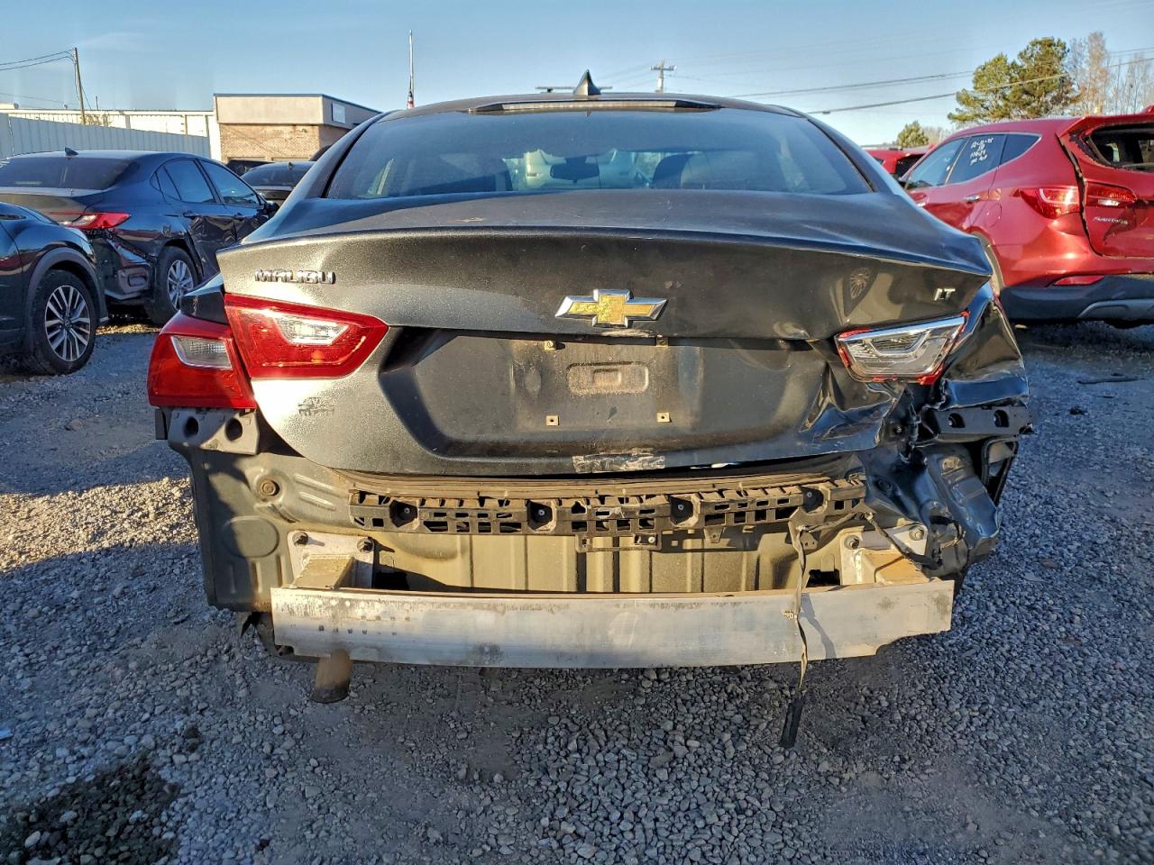 2017 CHEVROLET MALIBU LT photo 6