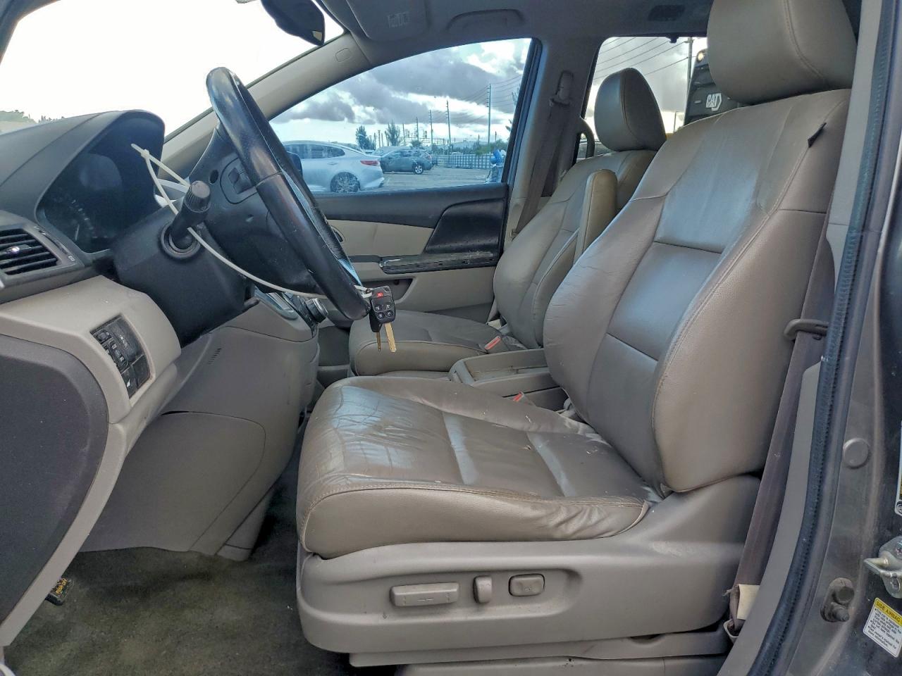 2013 HONDA ODYSSEY EXL photo 7