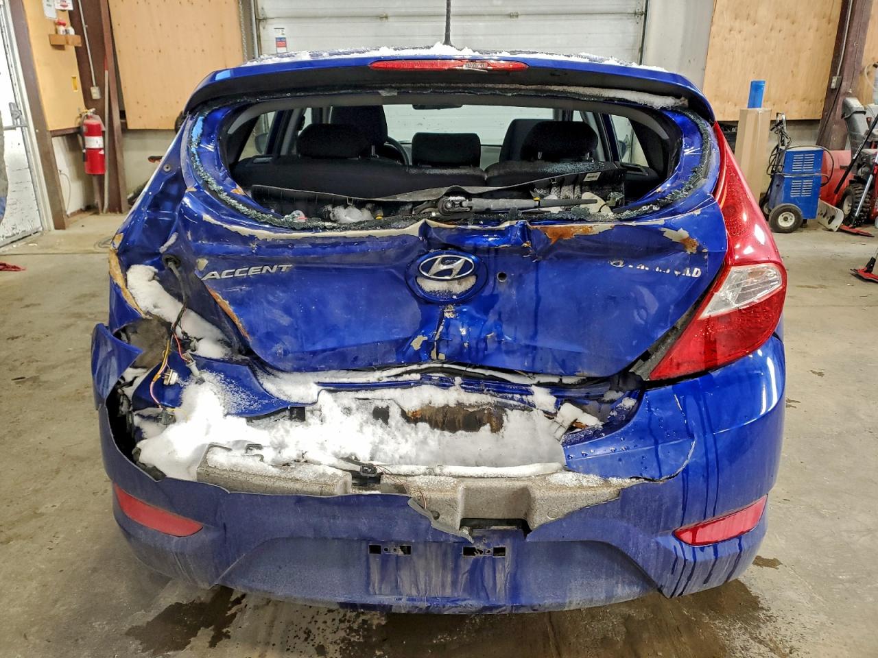 2012 HYUNDAI ACCENT GLS photo 6