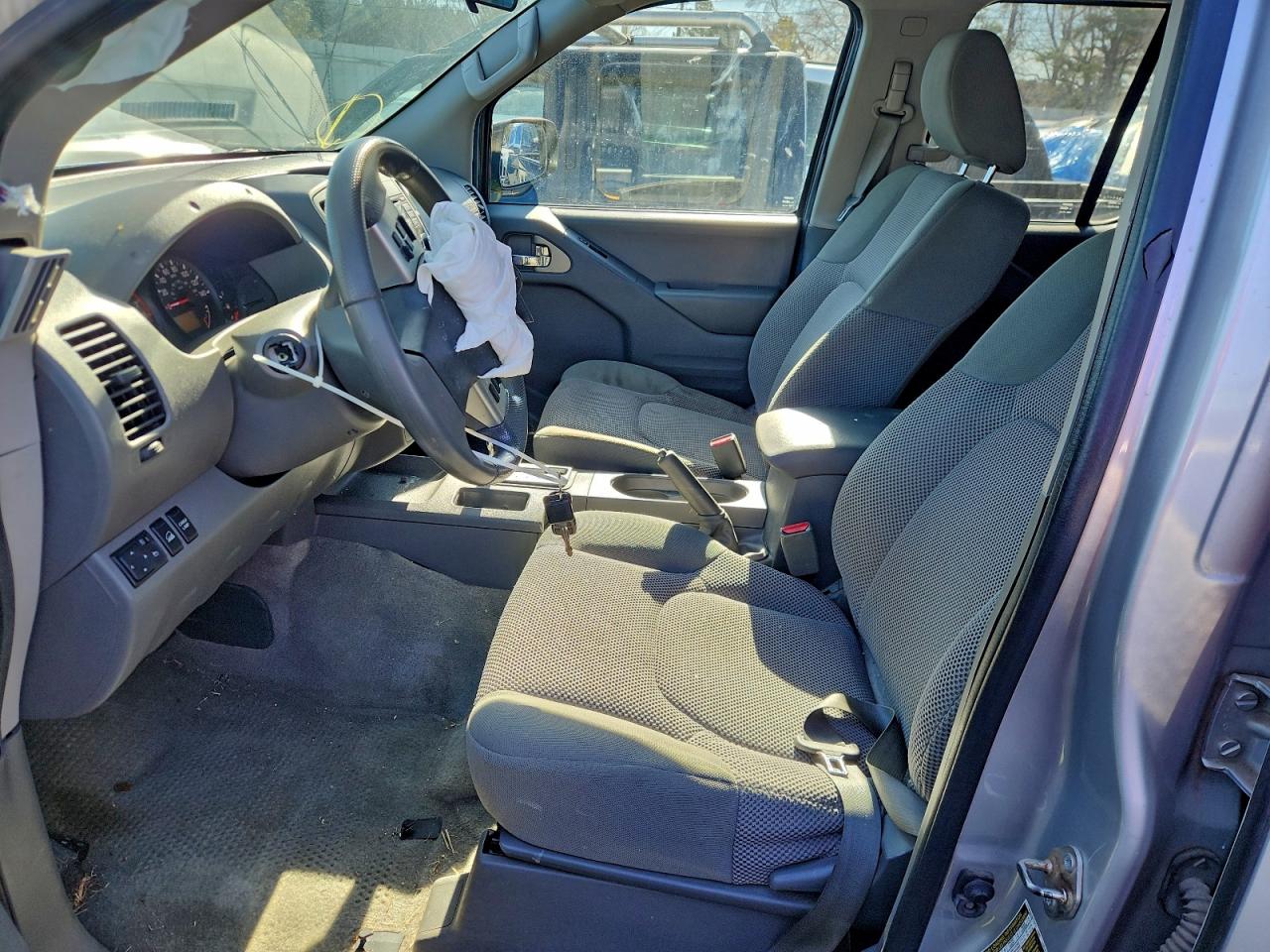 2018 NISSAN FRONTIER S photo 13
