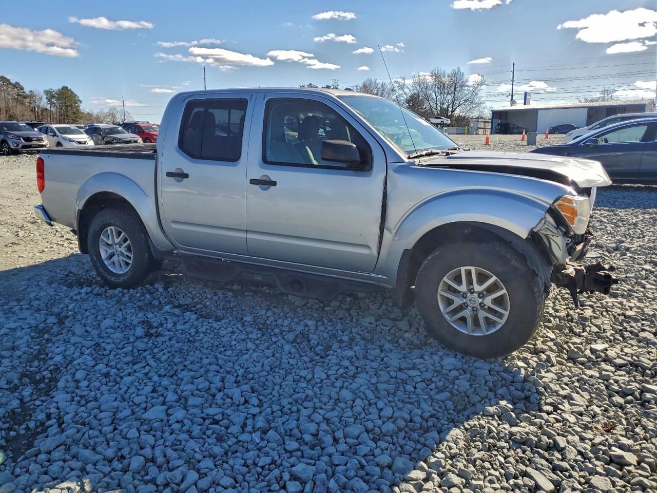 2018 NISSAN FRONTIER S photo 7
