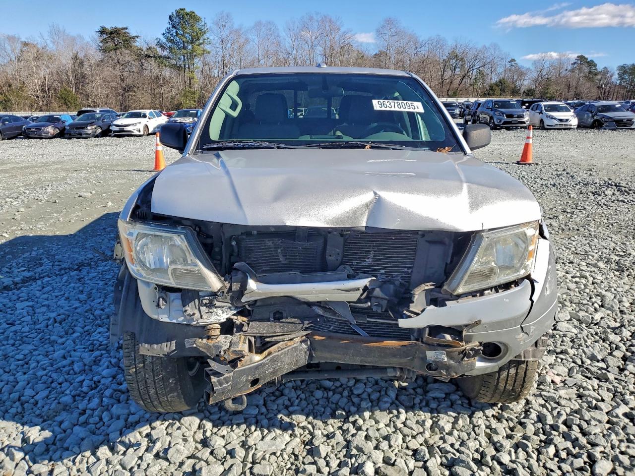 2018 NISSAN FRONTIER S photo 9