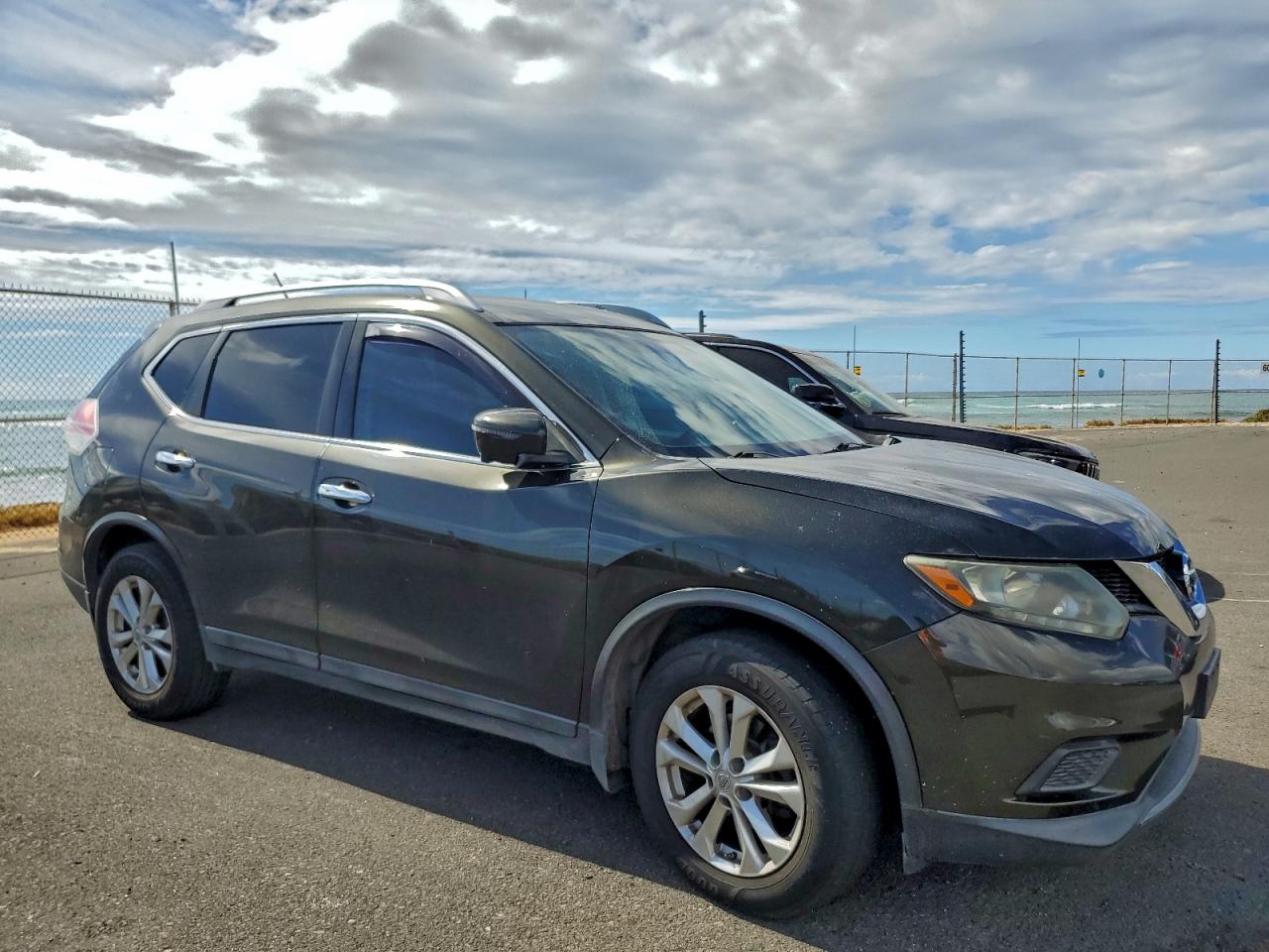 2016 NISSAN ROGUE S photo 4