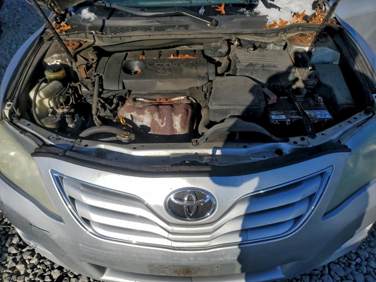 2011 TOYOTA CAMRY BASE photo 11