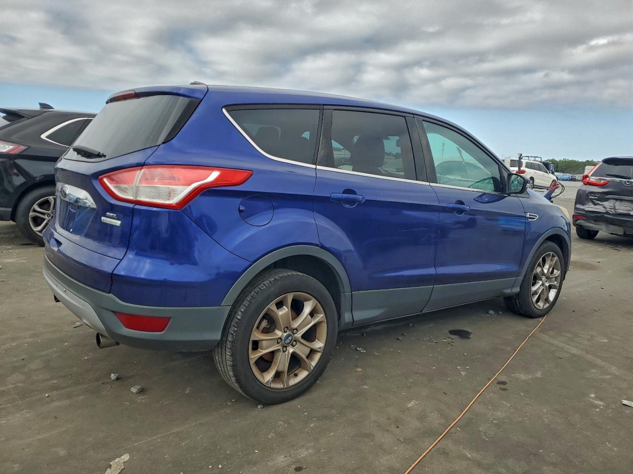 2013 FORD ESCAPE SEL photo 3