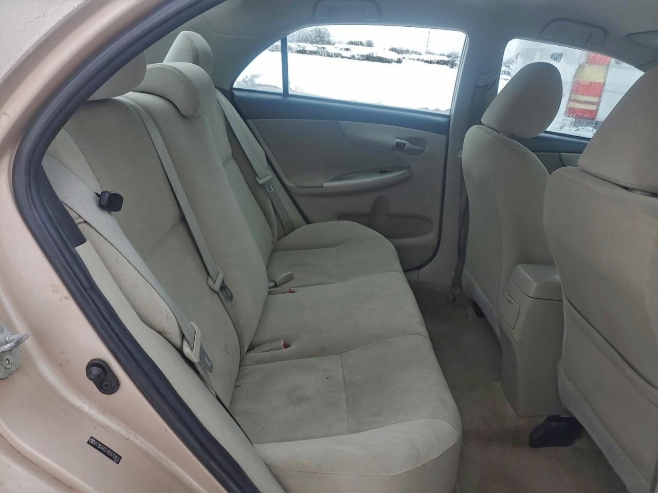 2011 TOYOTA COROLLA BASE photo 10