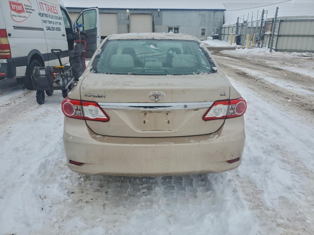 2011 TOYOTA COROLLA BASE photo 6