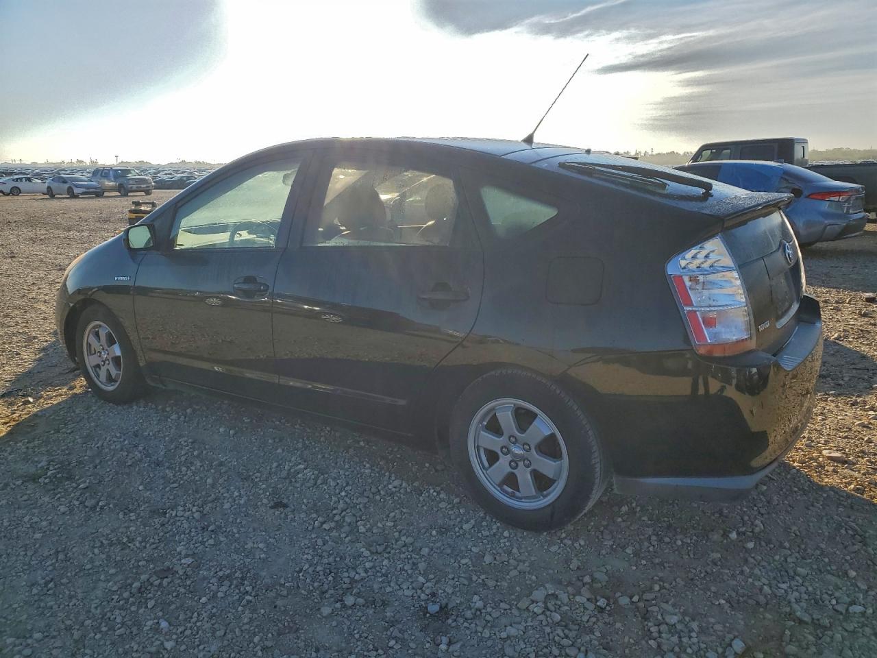 2007 TOYOTA PRIUS photo 2