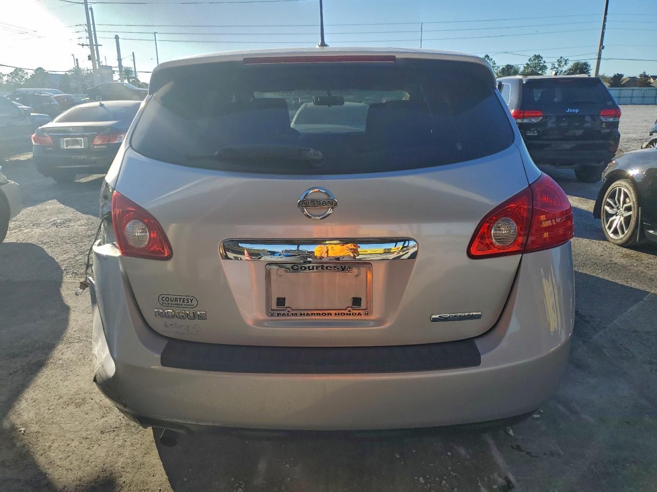 2013 NISSAN ROGUE S photo 6