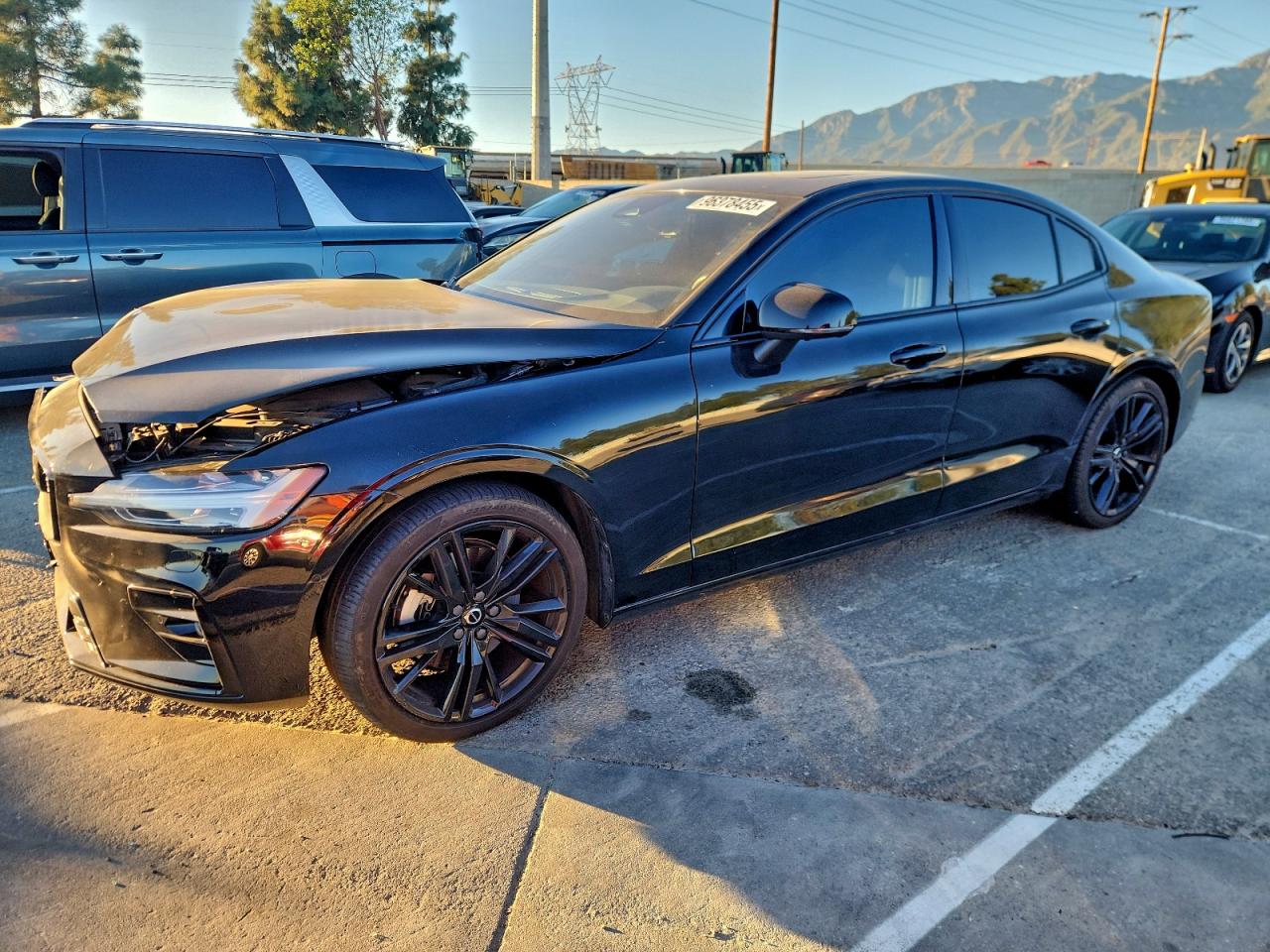 2024 VOLVO S60