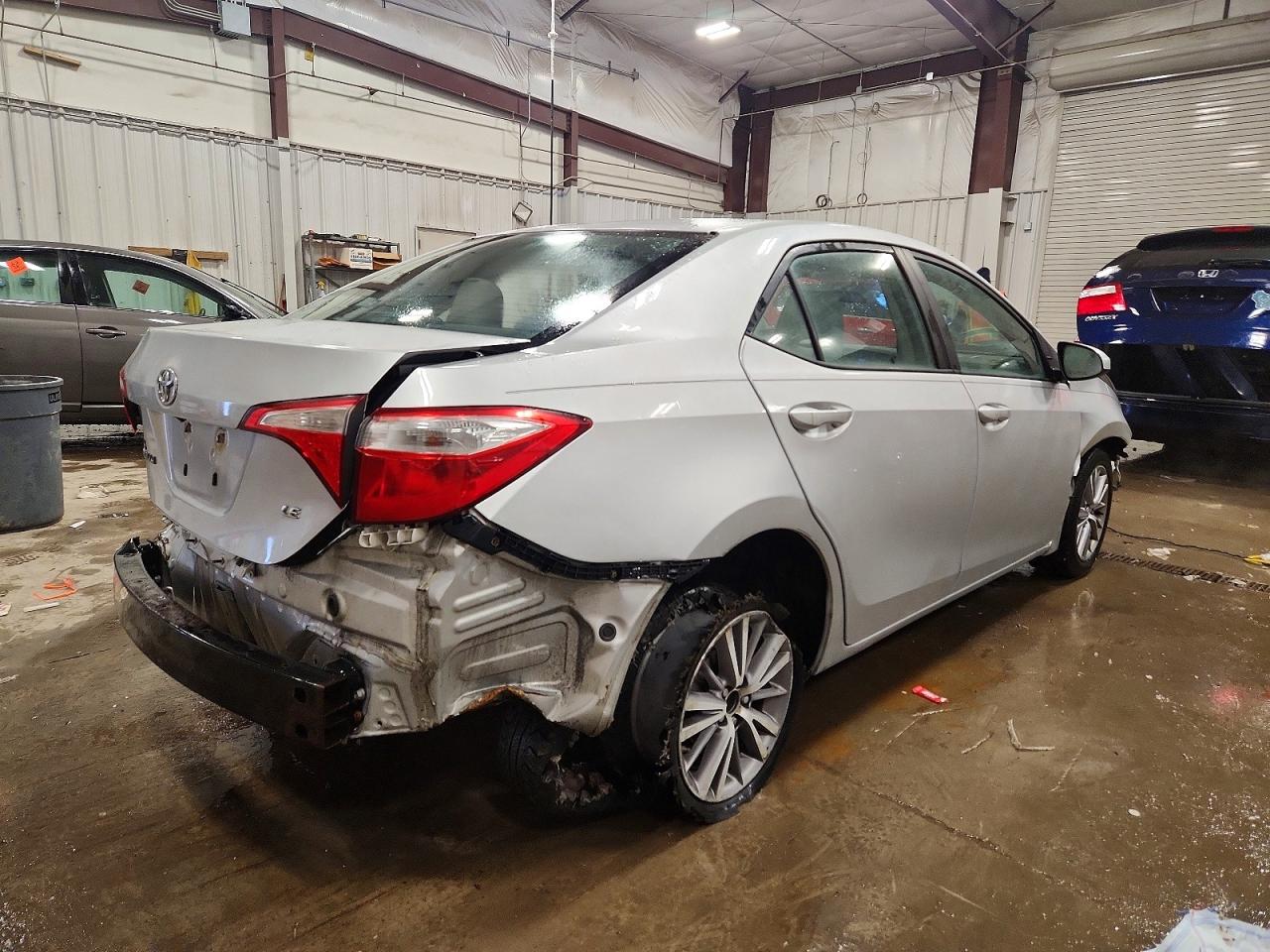 2014 TOYOTA COROLLA L photo 3