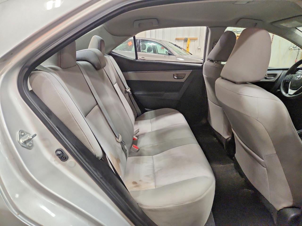 2014 TOYOTA COROLLA L photo 10