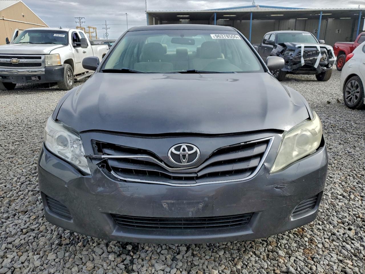 2010 TOYOTA CAMRY BASE photo 5