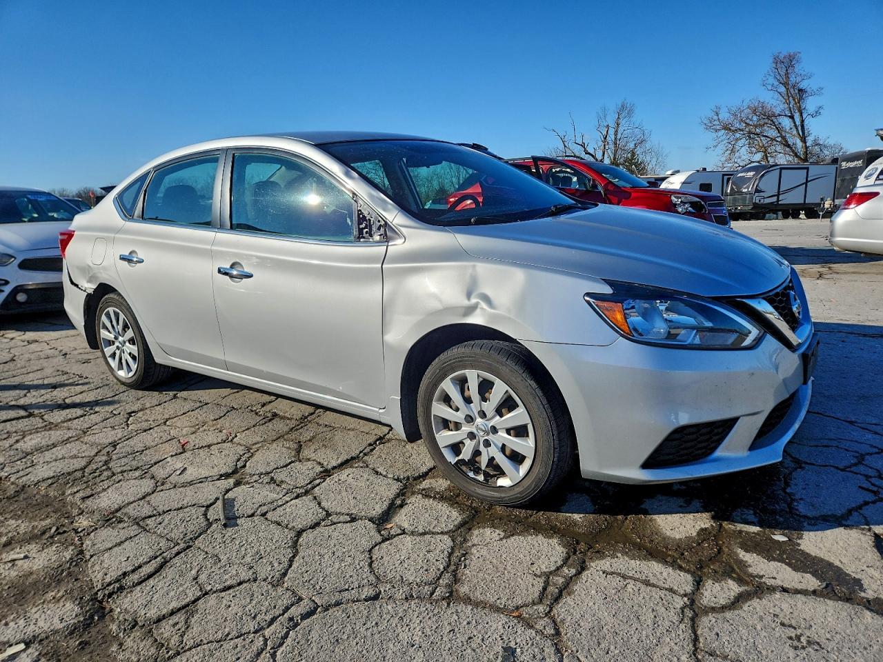 2017 NISSAN SENTRA S photo 4