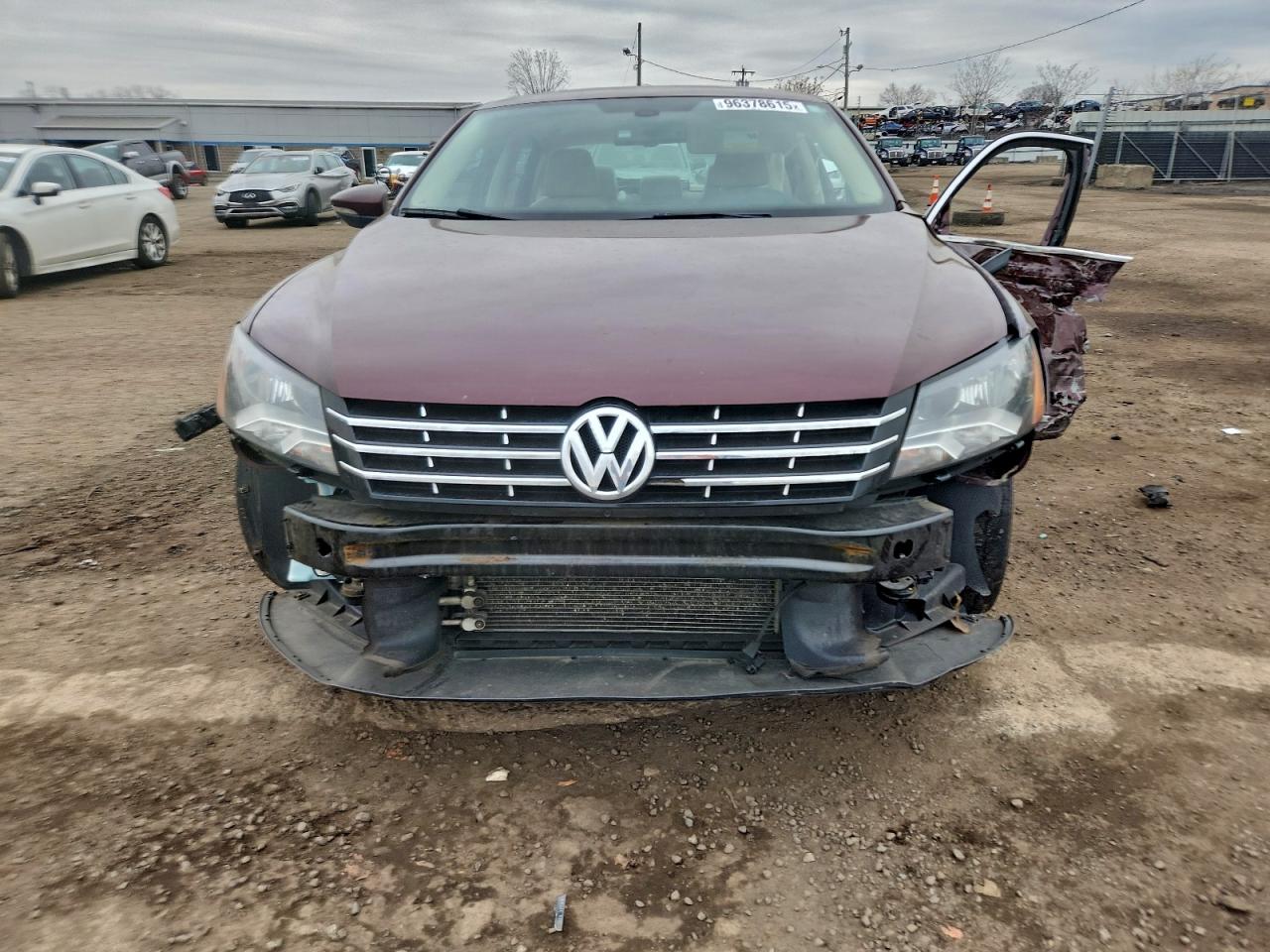 2012 VOLKSWAGEN PASSAT SEL photo 5