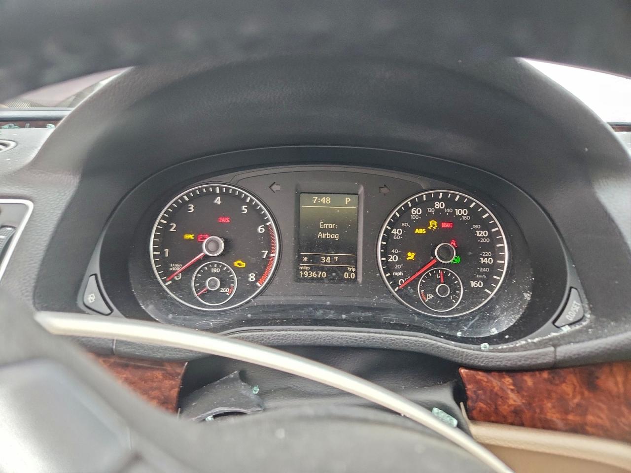 2012 VOLKSWAGEN PASSAT SEL photo 9