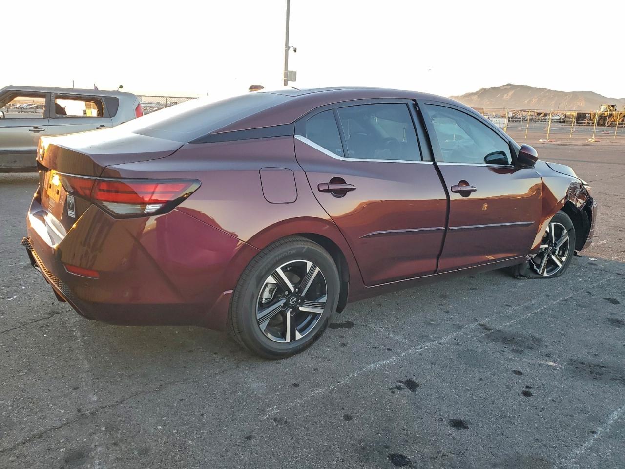 2025 NISSAN SENTRA SV photo 3