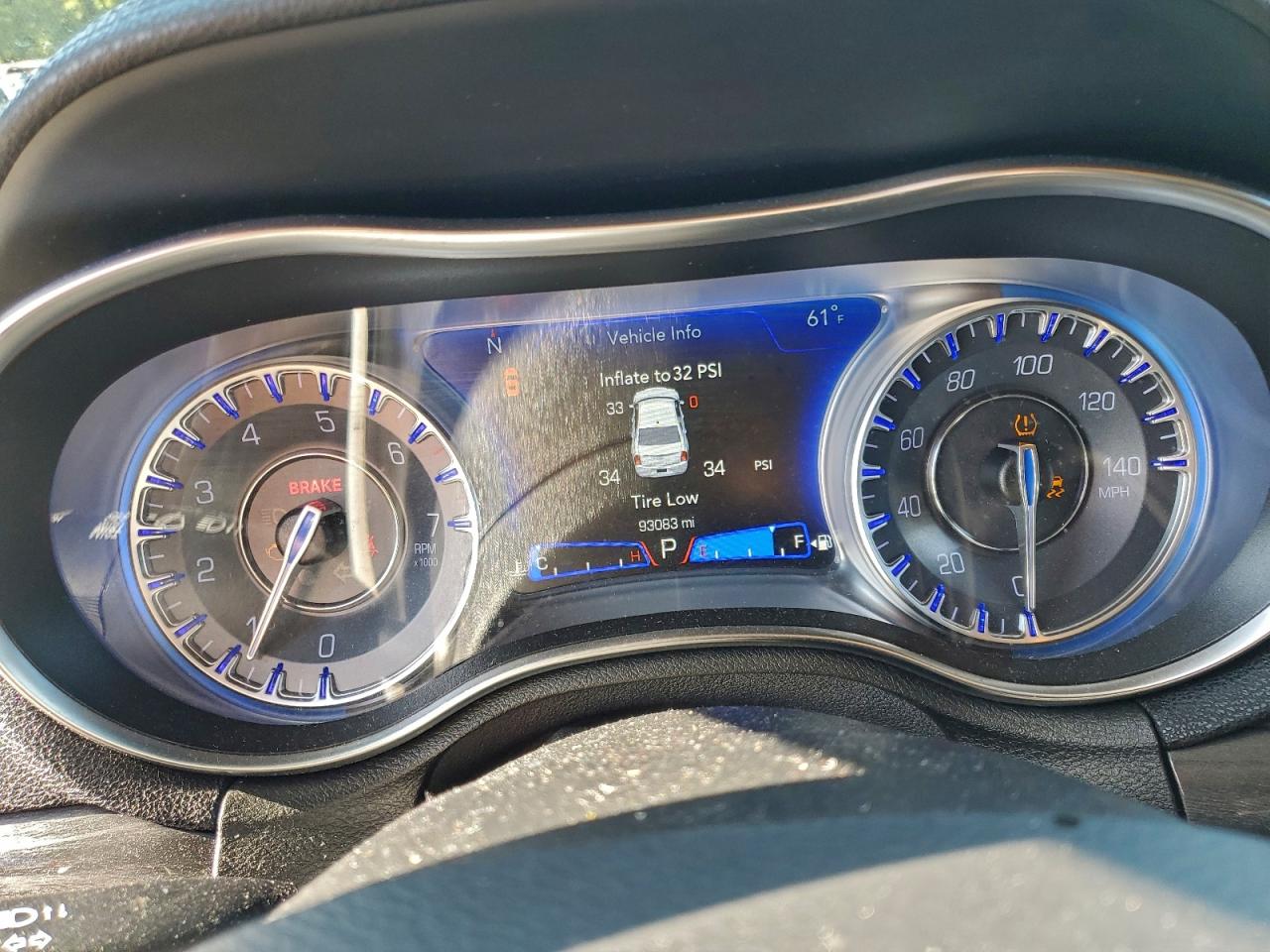 2019 CHRYSLER 300 TOURING photo 9