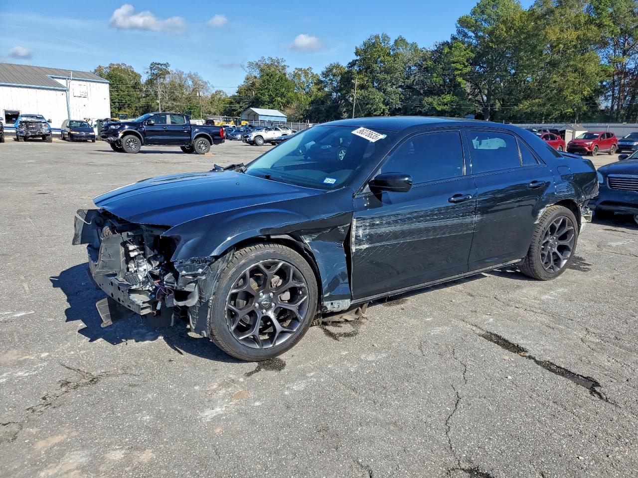 2019 CHRYSLER 300