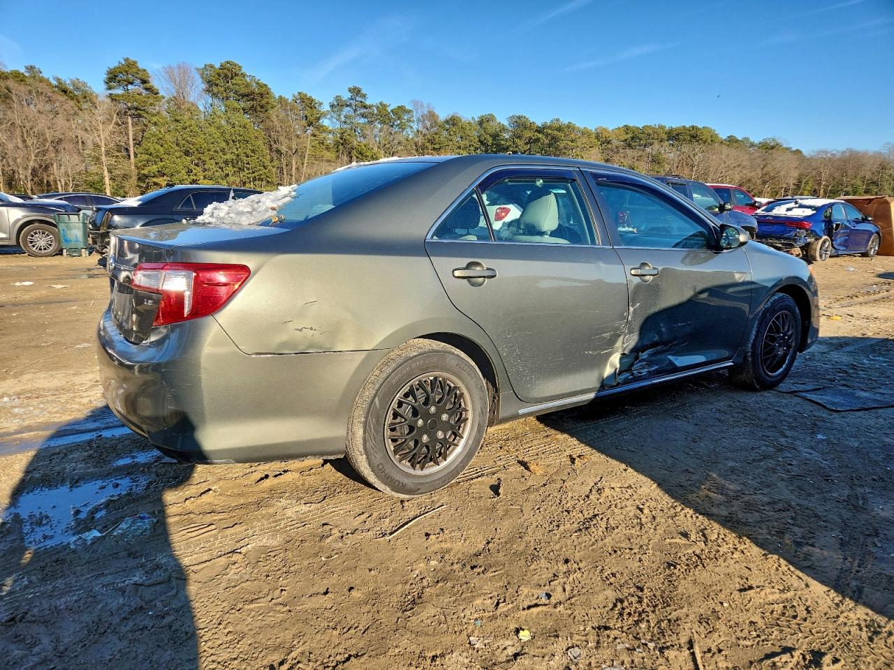 2012 TOYOTA CAMRY BASE photo 3