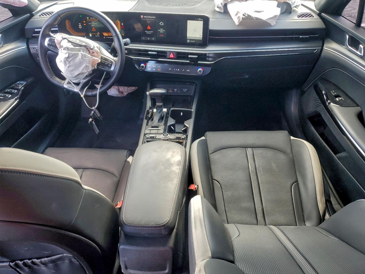 2025 KIA K5 GT LINE photo 8