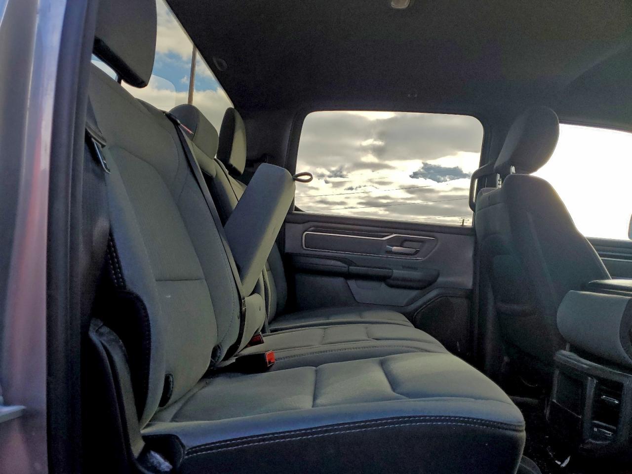 2021 RAM 1500 BIG HORN/LONE STAR photo 10