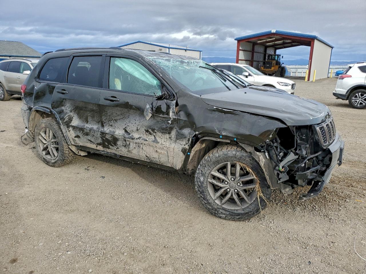 2016 JEEP GRAND CHEROKEE LAREDO photo 4