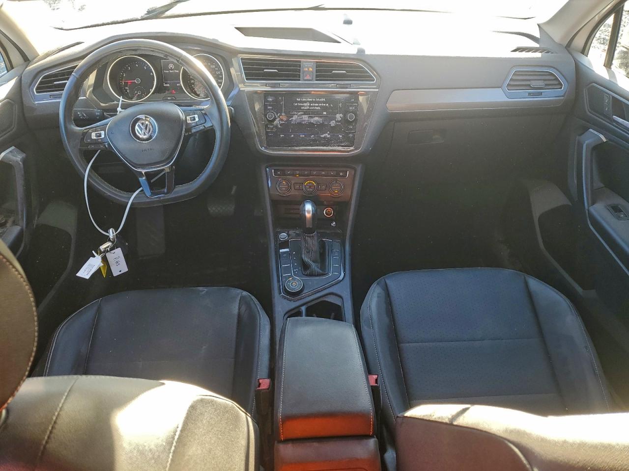 2021 VOLKSWAGEN TIGUAN SE photo 8