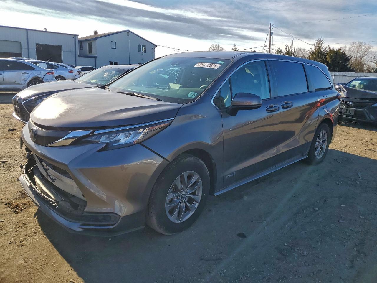 2021 TOYOTA SIENNA