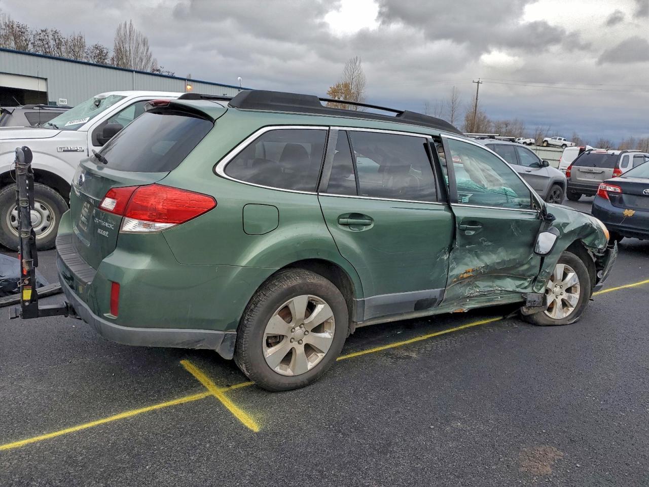 2011 SUBARU OUTBACK 2.5I PREMIUM photo 3