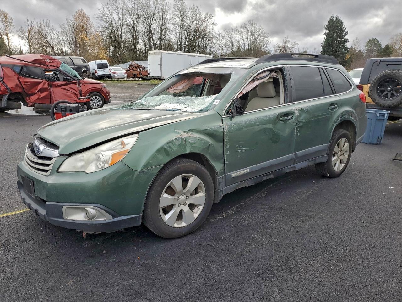 2011 SUBARU OUTBACK